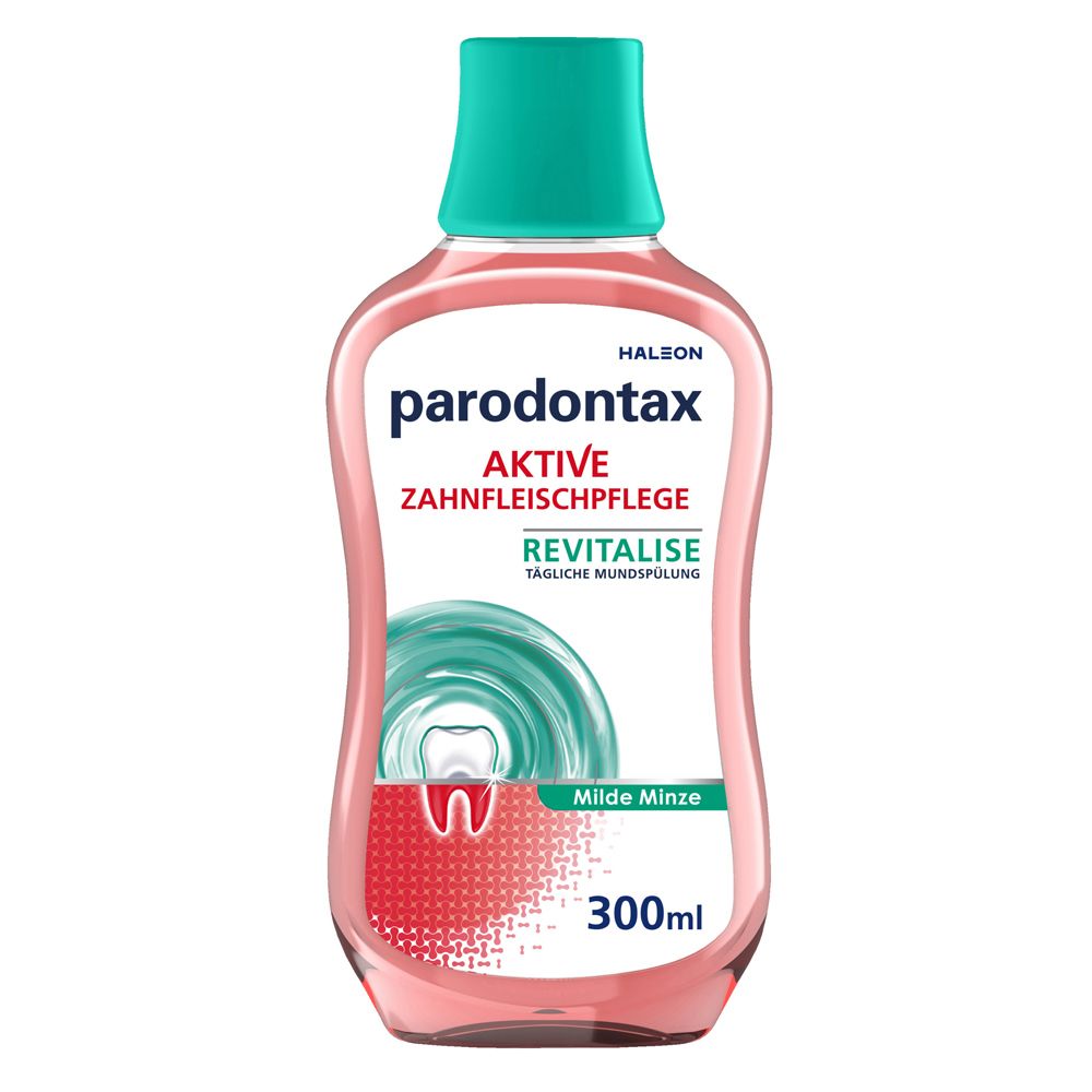parodontax® Mundspülung, rosa Flüssigkeit in einer Flasche mit grünem Verschluss. Aufschrift: Aktive Zahnfleischpflege.