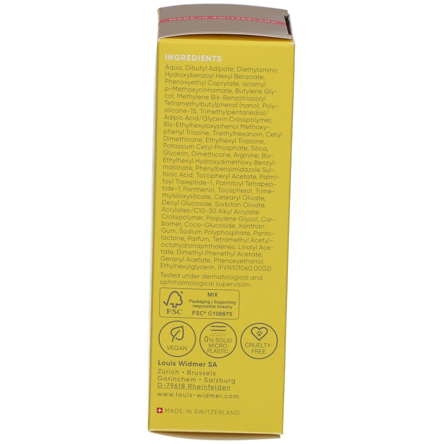 Rückseite der gelben Schachtel Louis Widmer Face Sun Protection Anti-Ageing 50+. Inhaltsstoffe, Logos, Zertifizierungen.