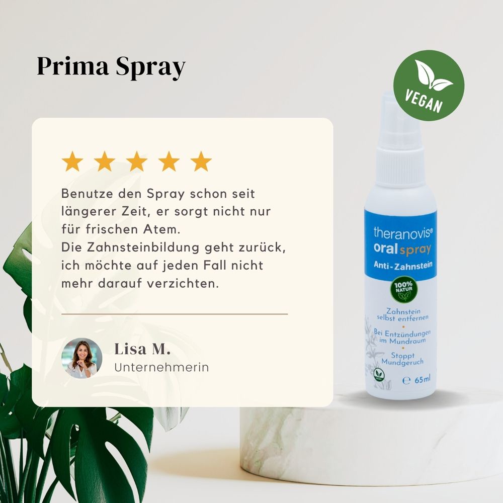 Text: Prima Spray. Zitat: Lisa M. Flasche theranovis oral spray. Vegan-Siegel. Sterne-Bewertung.