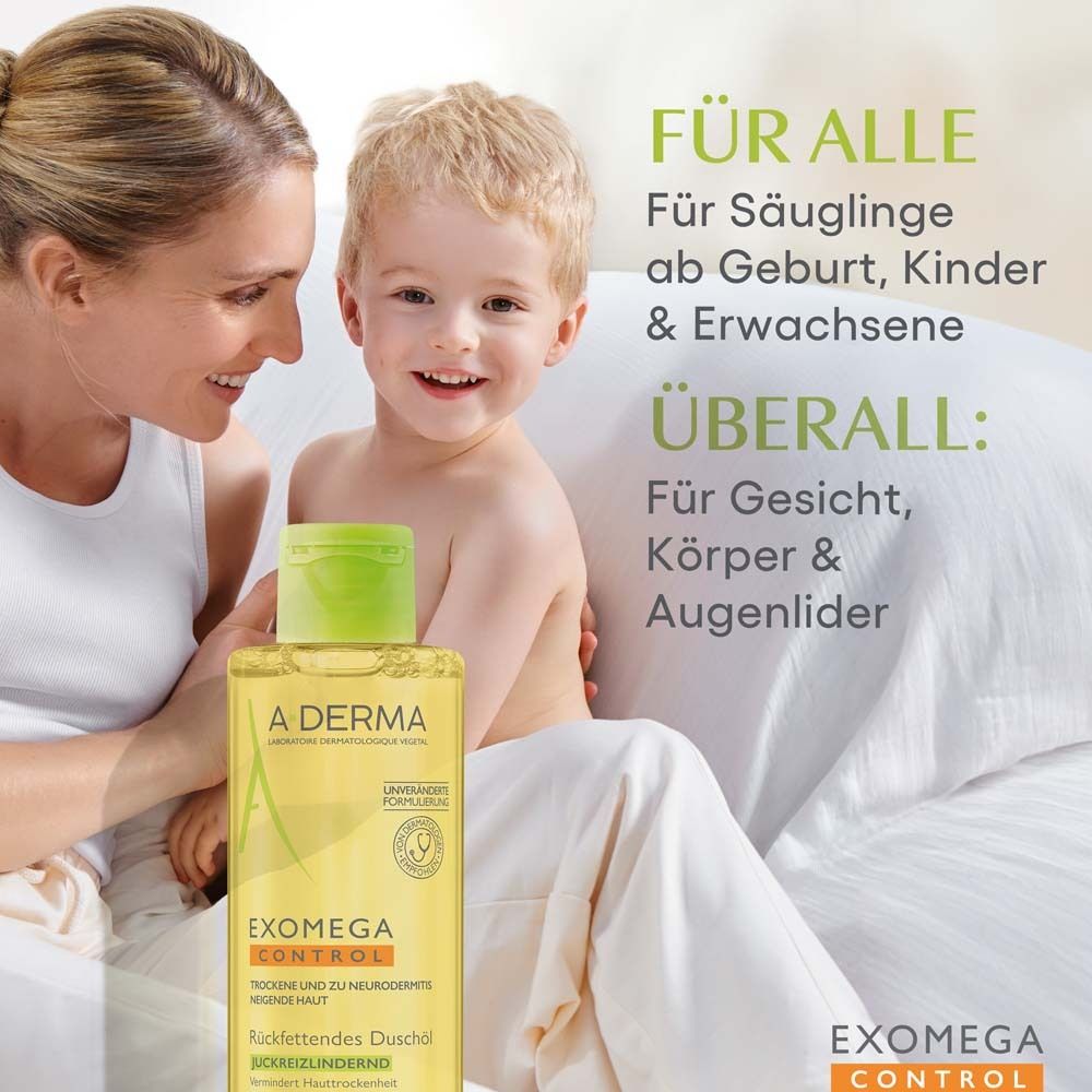 Frau und Kind mit A-DERMA EXOMEGA CONTROL Duschöl. Flasche mit grünem Deckel. Text: Für alle, für Gesicht, Körper & Augenlider.