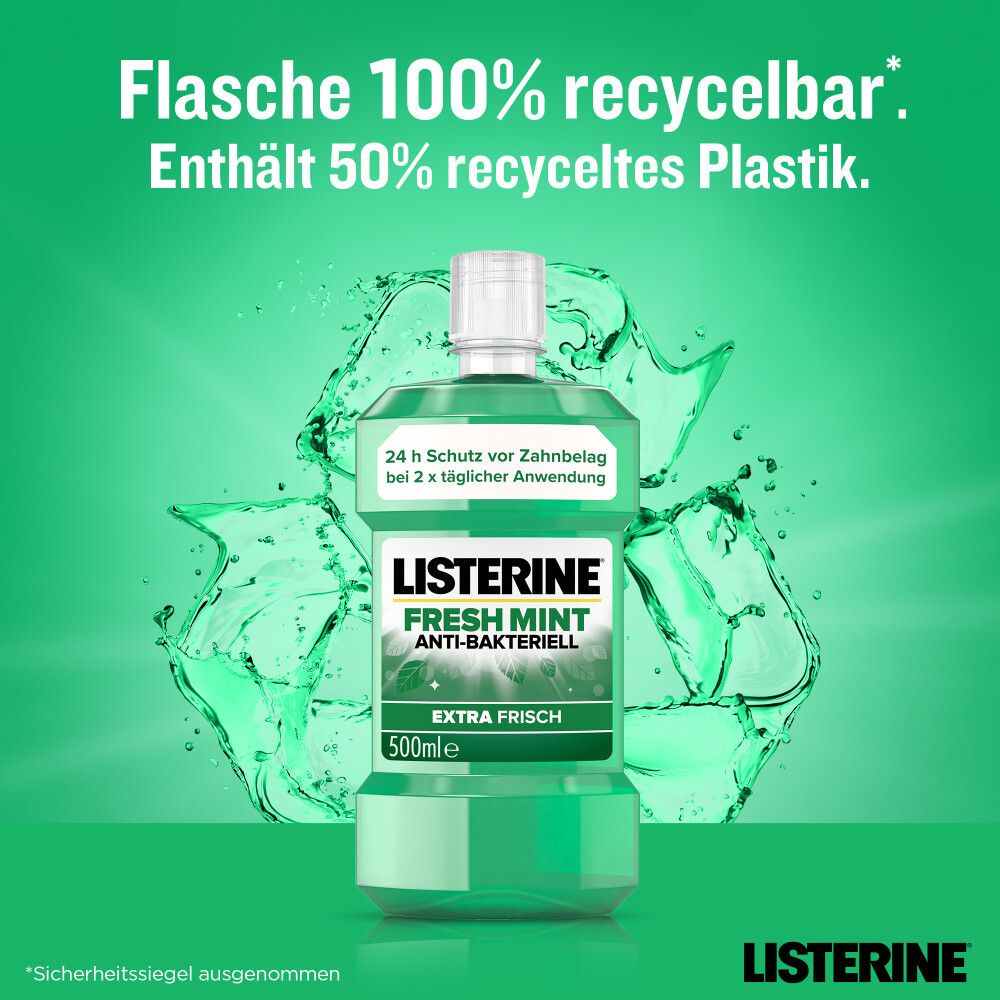 LISTERINE® Fresh Mint Flasche. Text: Flasche 100% recycelbar. Enthält 50% recyceltes Plastik.