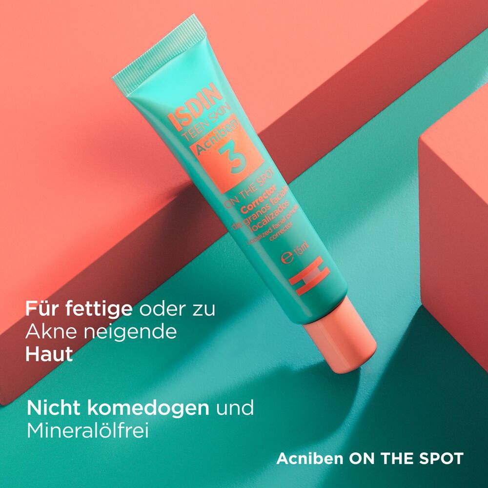 Türkise Tube, Aufschrift ISDIN Acniben 3. Text: Für fettige oder zu Akne neigende Haut. Nicht komedogen.