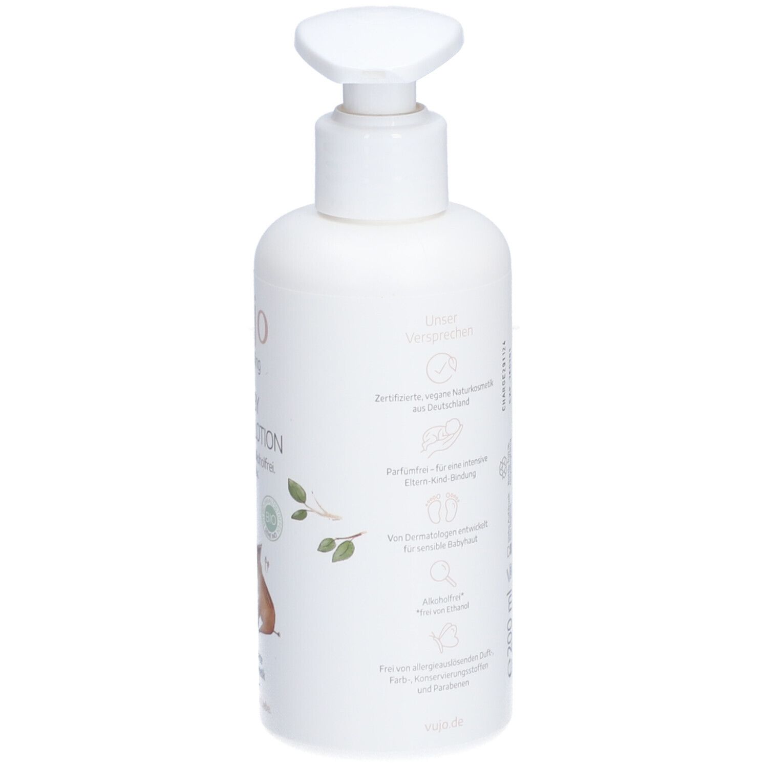 Weiße Flasche mit Pumpe. Aufschrift: vujo Baby Körperlotion. Illustrationen von Tieren. Produktmerkmale.