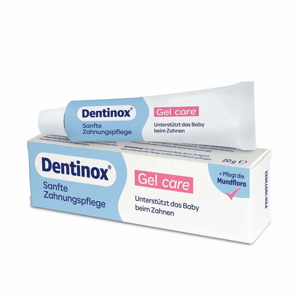 Dentinox Gel care, Tube und Schachtel. Tube weiß-blau, Schachtel blau-weiß. Aufschrift: Sanfte Zahnpflege, Gel care, unterstützt Baby beim Zahnen.