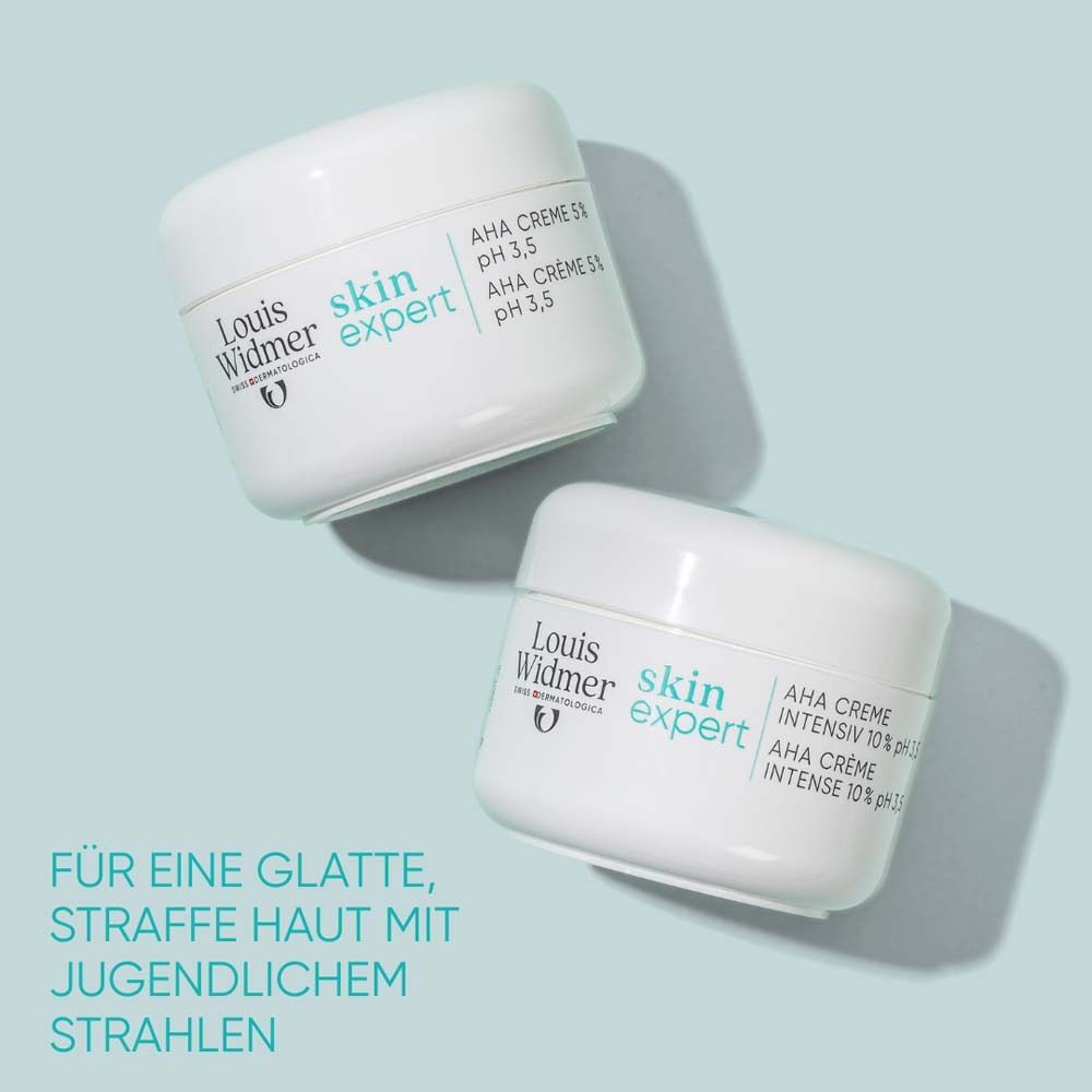 Zwei Tiegel Louis Widmer skin expert AHA Creme Intensiv 10% pH 3,5. Text: Für eine glatte, straffe Haut.