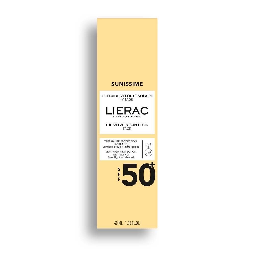 Verpackung von Sonnenfluid Gesicht SPF50. Marke LIERAC, SUNISSIME. Gelbe Schachtel mit Produktinformationen und SPF50.