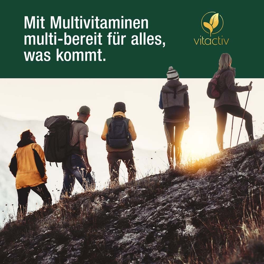 Personen wandern auf einem Berg. Text: Mit Multivitaminen multi-bereit für alles, was kommt. Vitactiv Logo.