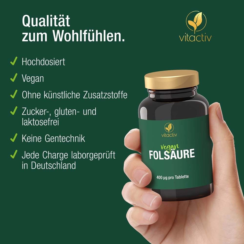 Hand hält Flasche. Text: Qualität zum Wohlfühlen. Vegan, ohne Zusatzstoffe. Logo: vitactiv.