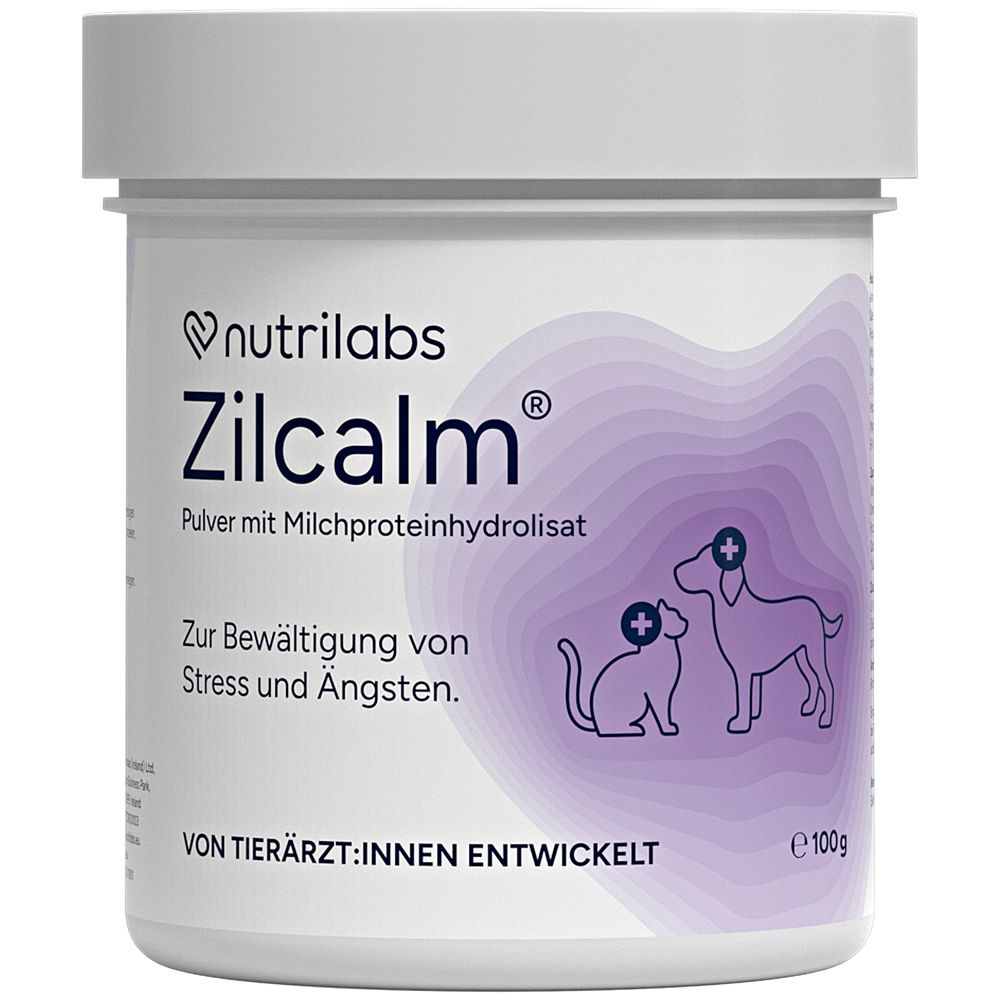 Weißes Pulver in Dose. Aufschrift Zilcalm, Logo, Illustrationen Katze und Hund. Text: Zur Bewältigung von Stress und Ängsten.
