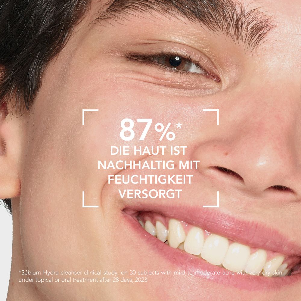 Nahaufnahme eines Gesichts. Text: 87% die Haut ist nachhaltig mit Feuchtigkeit versorgt.