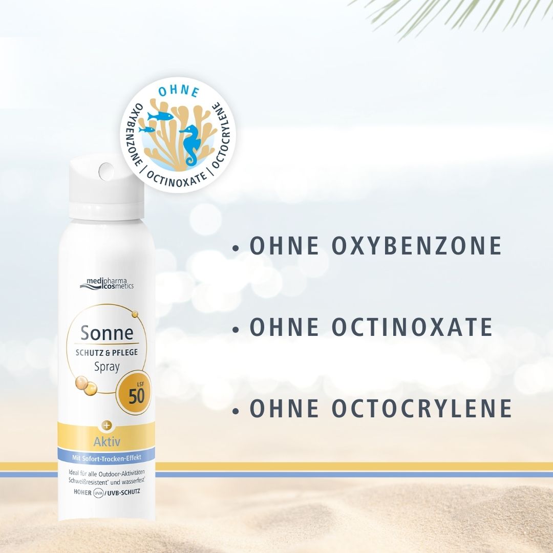 Sonne Schutz & Pflege Spray. Ohne Oxybenzone, Octinoxate, Octocrylene. Produktflasche mit Logo.