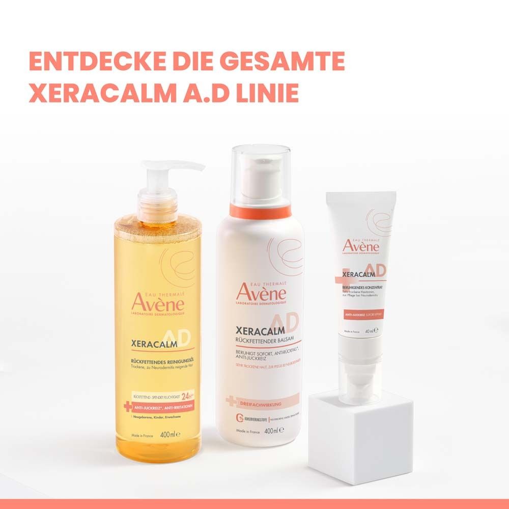 Drei Produkte der XERACALM A.D Linie: Reinigungsöl, Balsam und Konzentrat. Aufschrift: Eau Thermale Avène XERACALM.