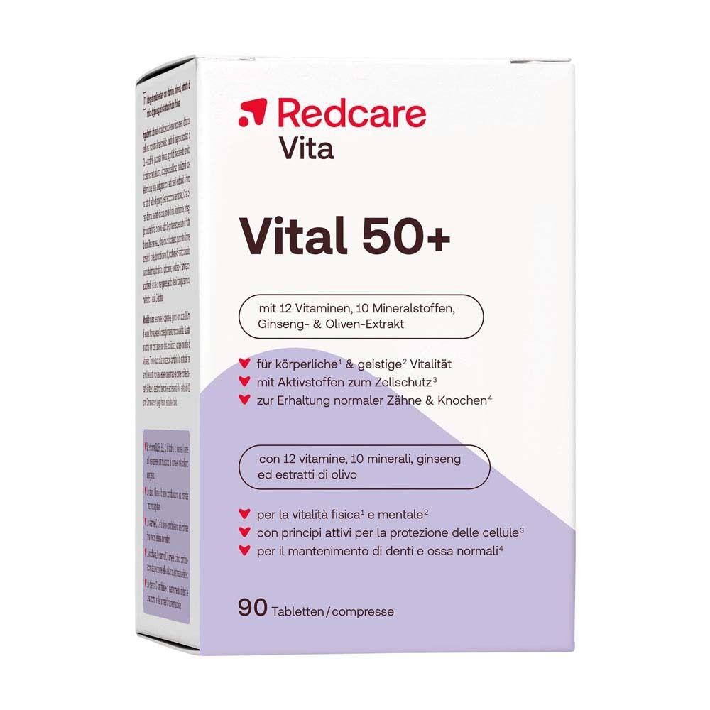 Verpackung von Redcare Vita Vital 50+. Enthält 90 Tabletten. Mit 12 Vitaminen, 10 Mineralstoffen, Ginseng- & Oliven-Extrakt. Text in Deutsch und Italienisch.