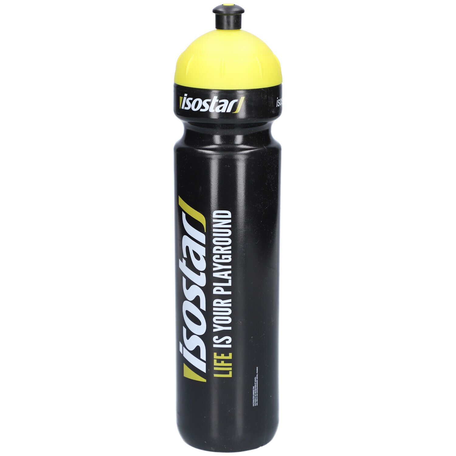 Schwarze Trinkflasche mit gelbem Deckel. Aufschrift "isostar" und "LIFE IS YOUR PLAYGROUND".