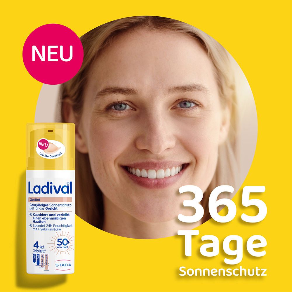 Frau lächelt. Ladival® Getönt Sonnenschutz Gel. Text: 365 Tage Sonnenschutz.