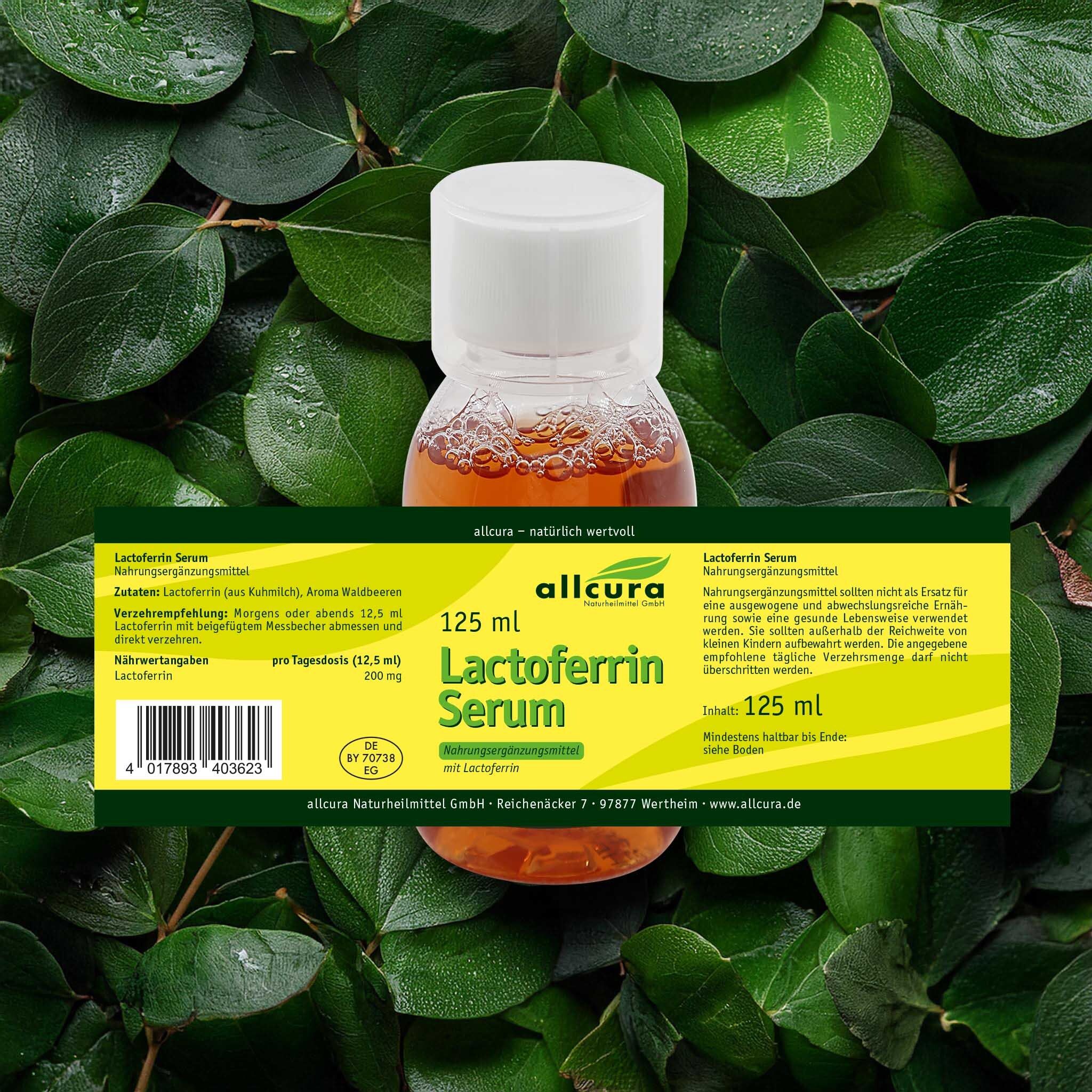 Produktflasche vor grünem Hintergrund. Gelbes Etikett mit Produktinformationen. Text: Lactoferrin Serum, 125 ml.