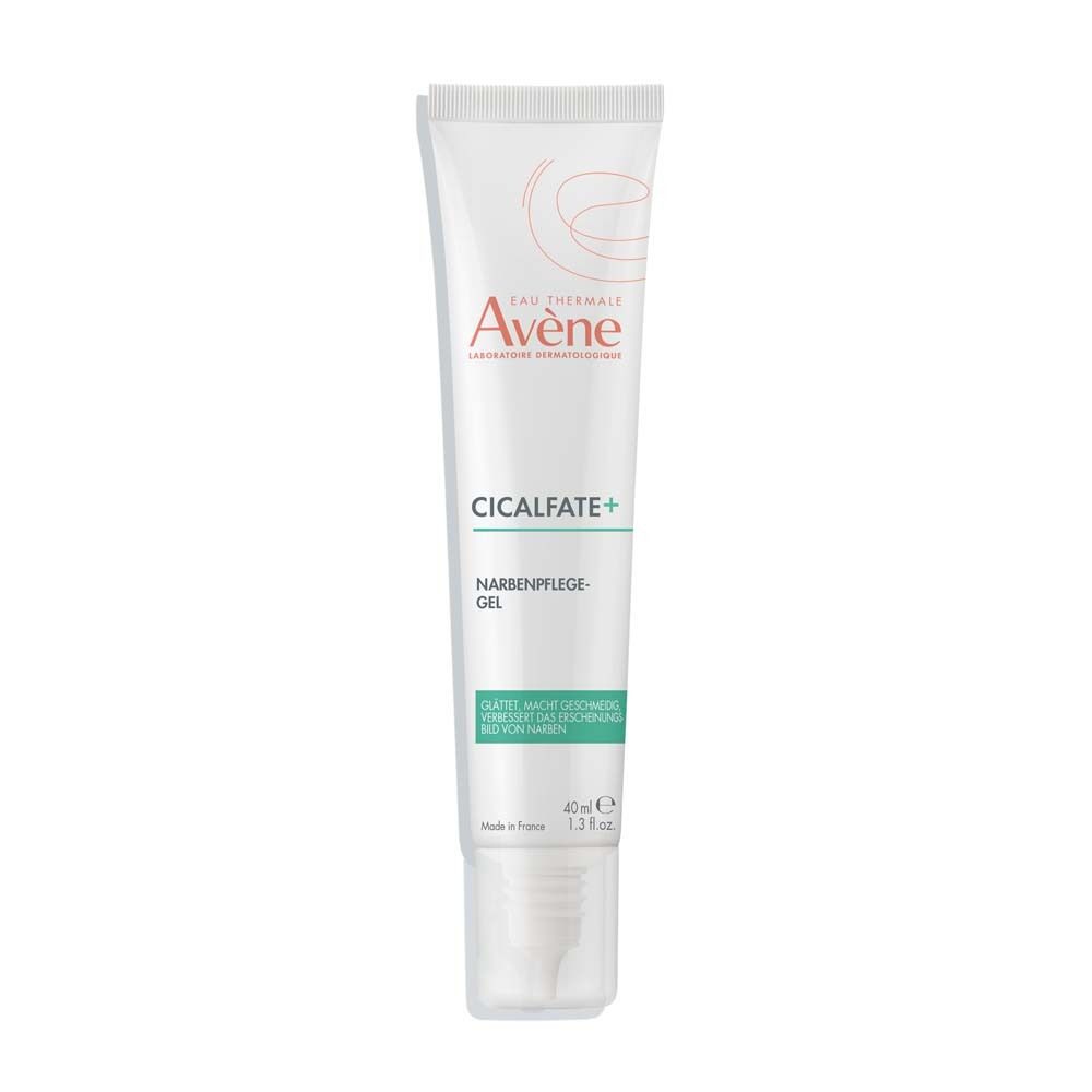Weiße Tube mit Avène-Logo und Cicalfate+ Narbenpflege-Gel. Transparenter Verschluss.