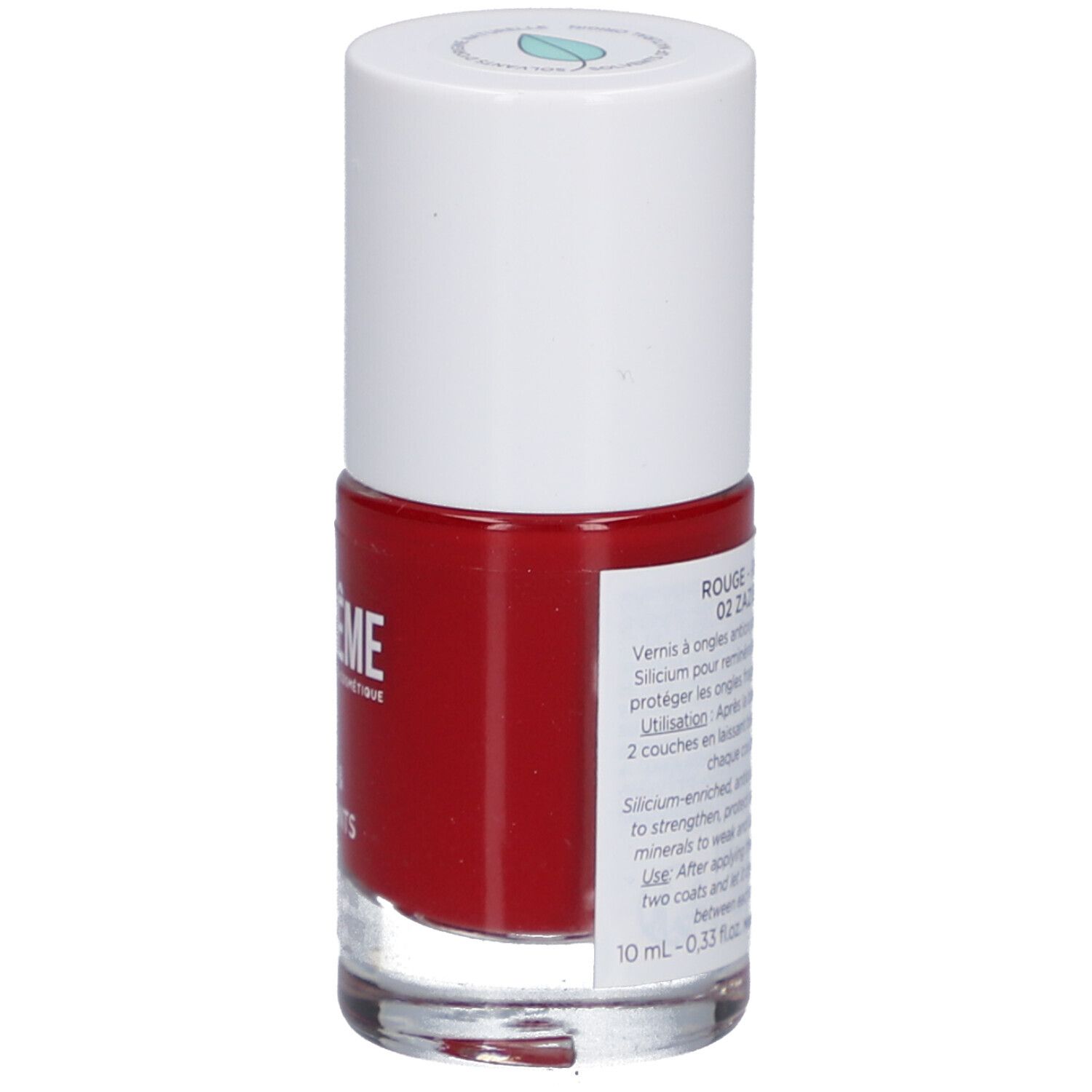 Roter Nagellackflakon. Weißer Deckel. Rückseite mit Text: Rouge - Red 02 Zazie. 10 ml.