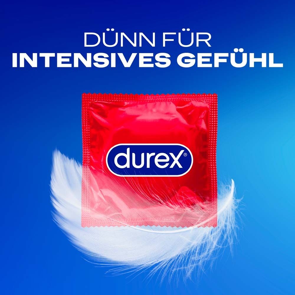Rotes Kondom in Verpackung. Aufschrift: Dünn für intensives Gefühl. Blaues Logo. Feder.