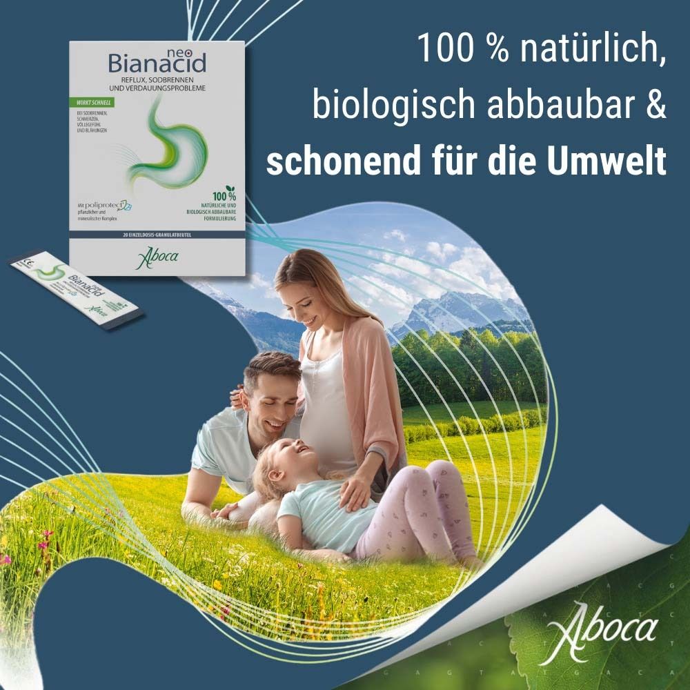 Familie im Grünen. Text: 100 % natürlich, biologisch abbaubar & schonend für die Umwelt. Aboca.