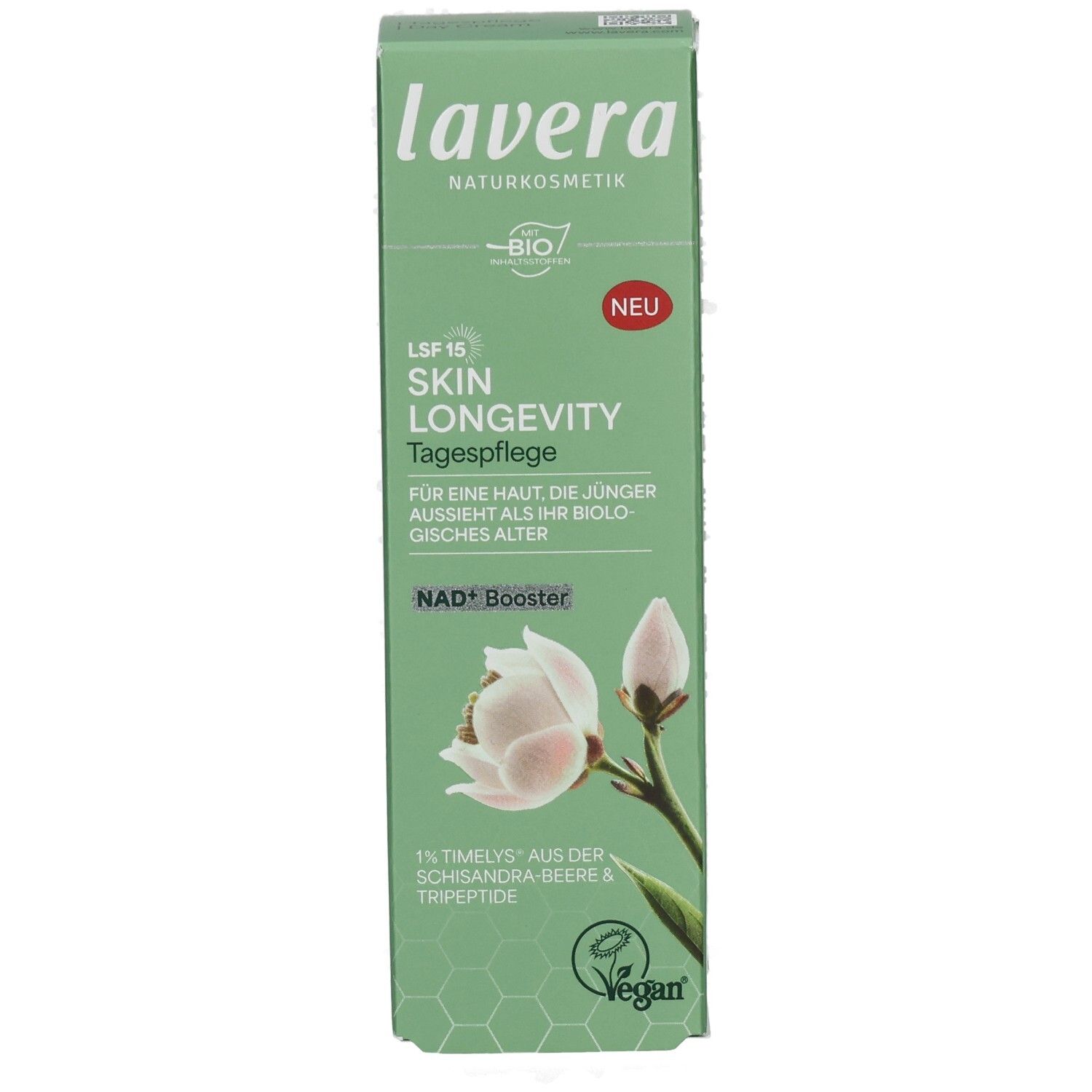 Lavera Skin Longevity Tagespflege mit LSF 15. Englische Beschreibung auf der Verpackung mit Fokus auf NAD+ Booster.