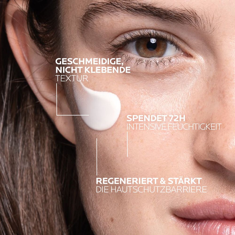 Gesicht einer Frau. Creme wird aufgetragen. Text: Geschmeidige, nicht klebende Textur. Spendet 72h Feuchtigkeit. Regeneriert & stärkt.