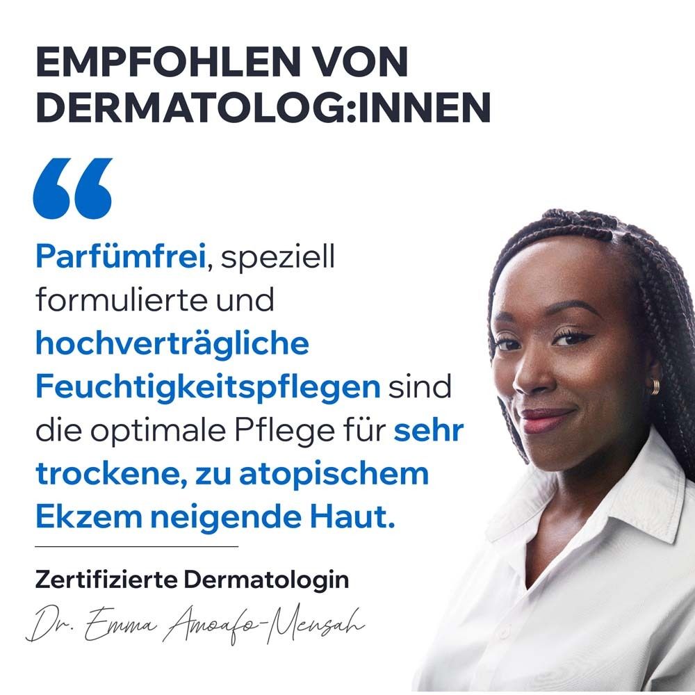 Frau lächelt. Empfohlen von Dermatolog:innen. Speziell formulierte Feuchtigkeitspflege für trockene, zu atopischem Ekzem neigende Haut.