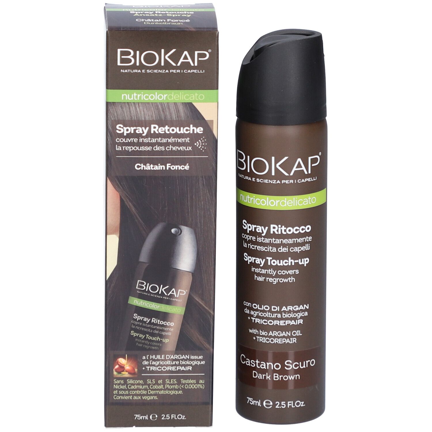 Biokap Ansatzspray Touch-up in Dunkelbraun. Die braune Sprühflasche steht neben der Produktverpackung. Auf der Verpackung sind Produktname, Inhaltsstoffe und Anwendungshinweise abgebildet. Die Flasche enthält 75ml.