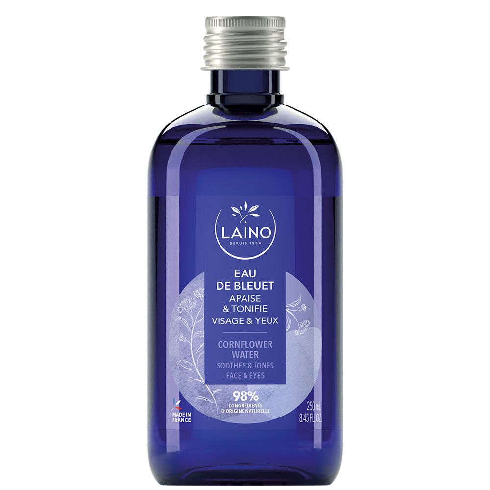 Blaue Flasche mit LAINO Kornblumenwasser. Text: Eau de Bleuet, Apaise & Tonifie Visage & Yeux, Cornflower Water. 98% Inhaltsstoffe natürlichen Ursprungs.