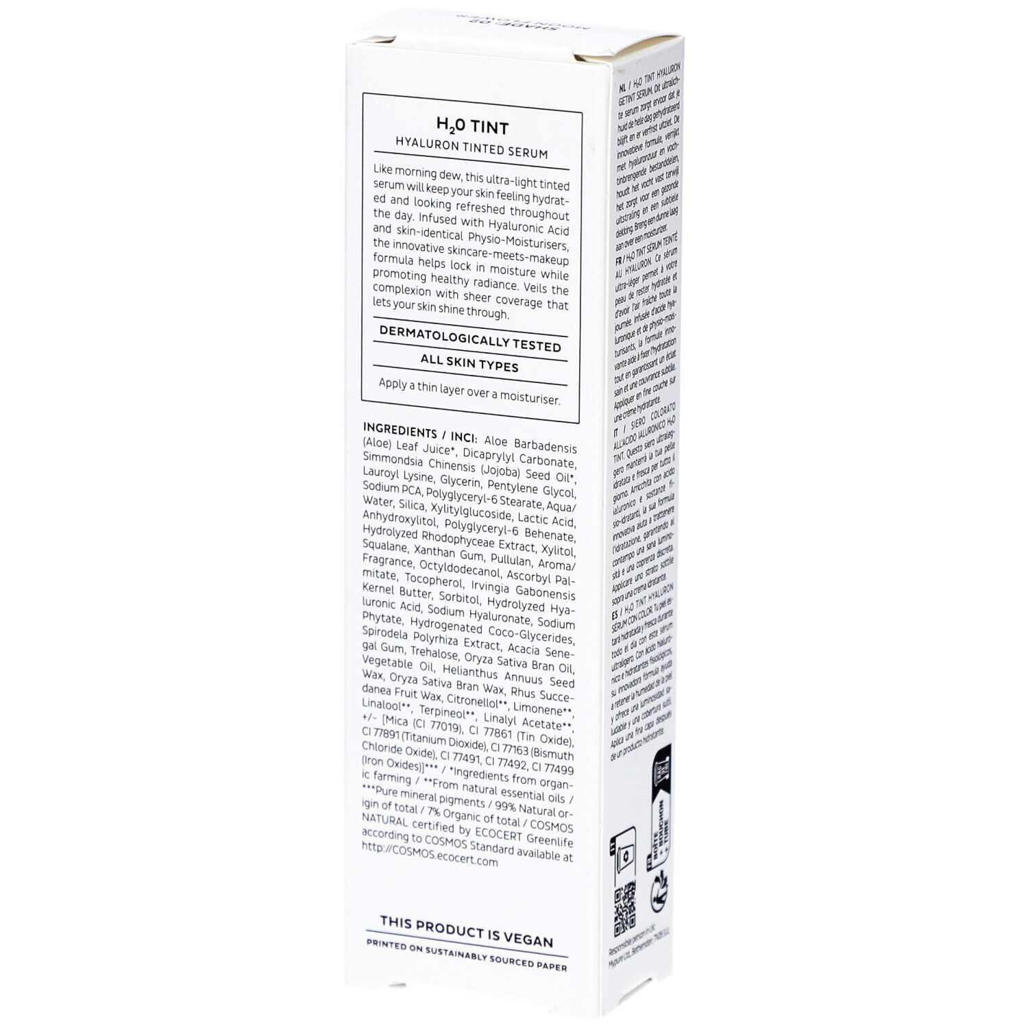 Rückseite der weißen Verpackung. Text mit Inhaltsstoffen und Produktinformationen. Unten: Vegan-Logo und Papier-Zertifizierung.