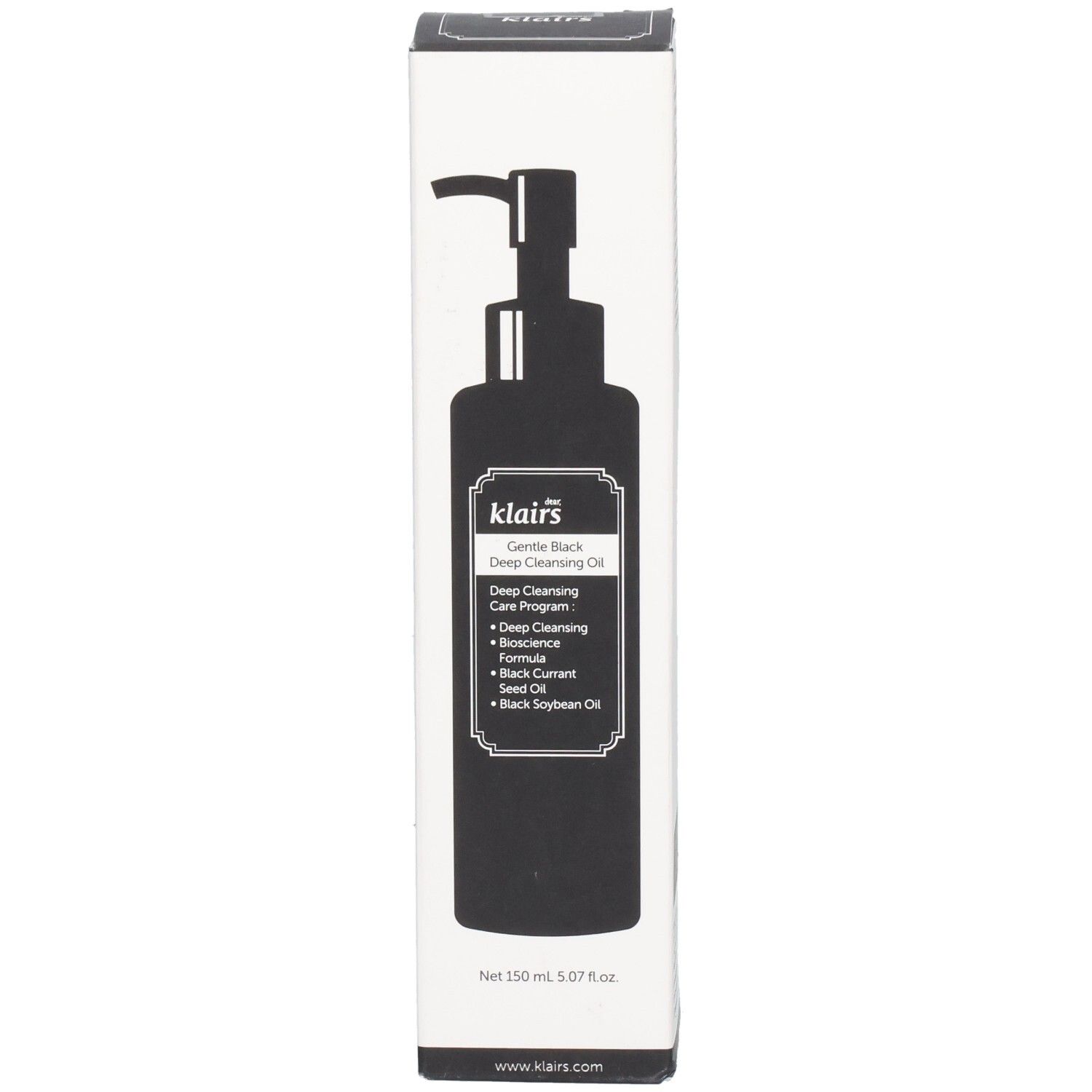 Weiße Verpackung mit schwarzer Produktabbildung. Text: Gentle Black Deep Cleansing Oil. Pumpe. Vorderseite.