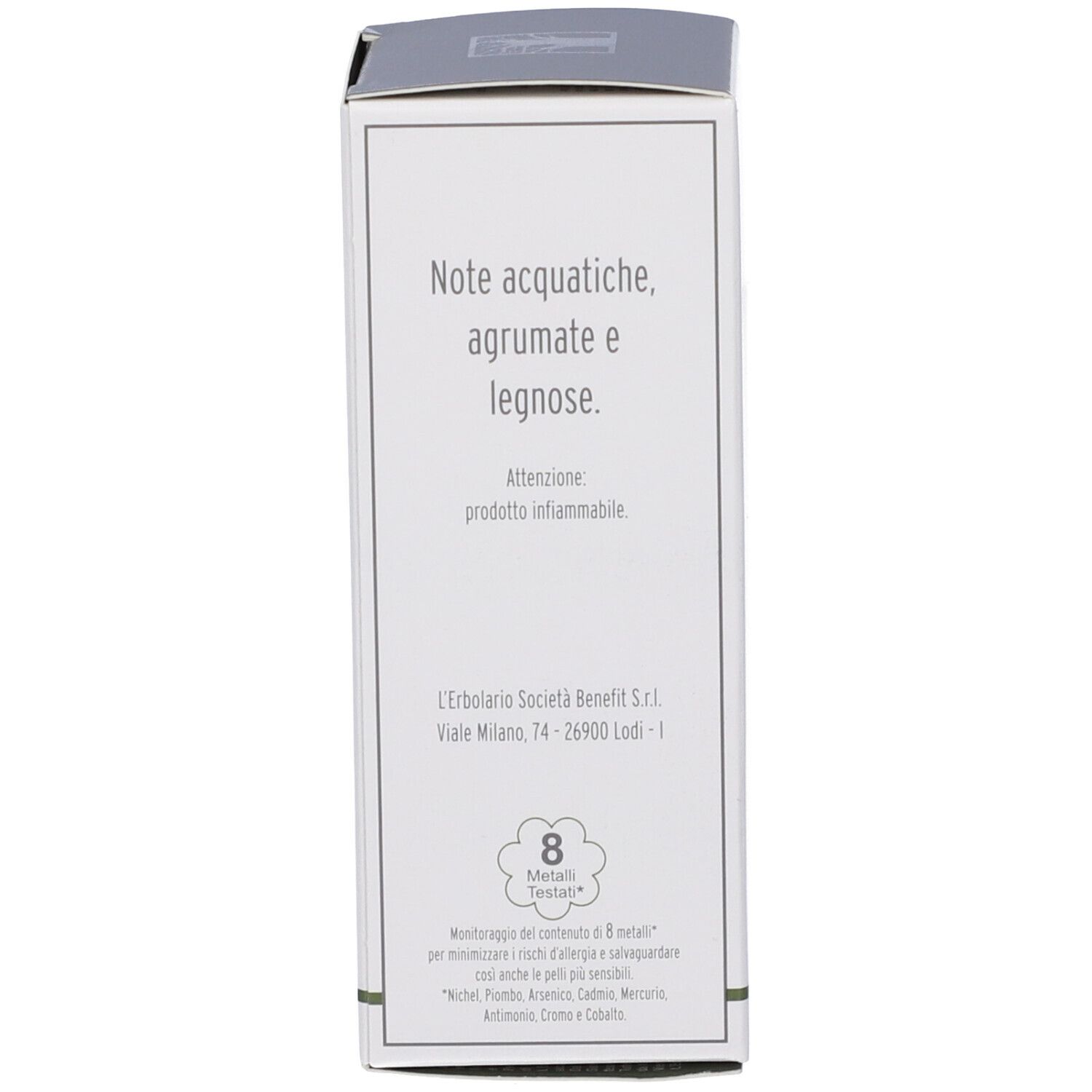Verpackung mit Hinweisen zu aquatischen, zitrusartigen und holzigen Noten. Achtung: entzündliches Produkt.