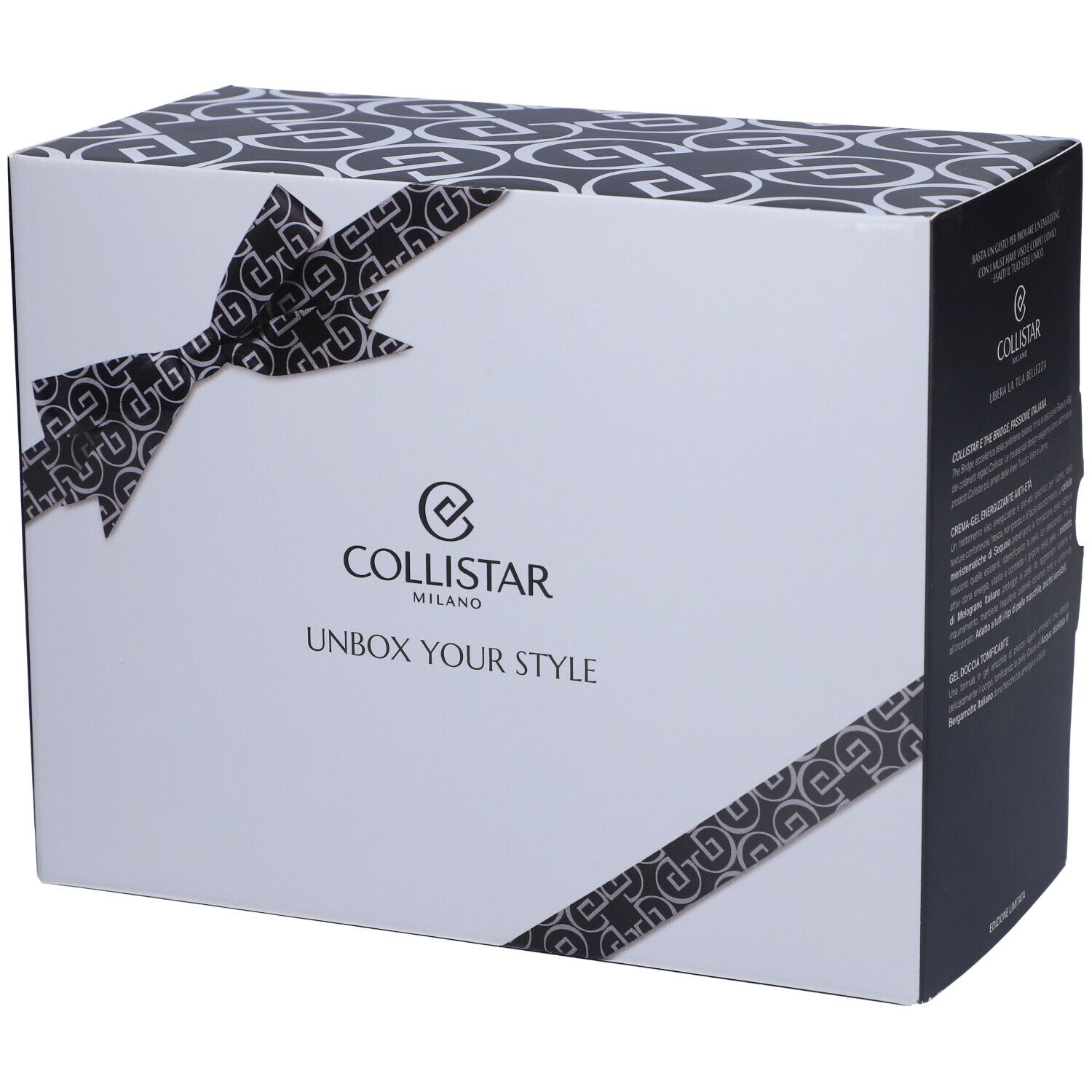 Weiße Geschenkbox mit schwarzem Muster und Schleife. Enthält das Collistar-Logo und den Text "Unbox Your Style".