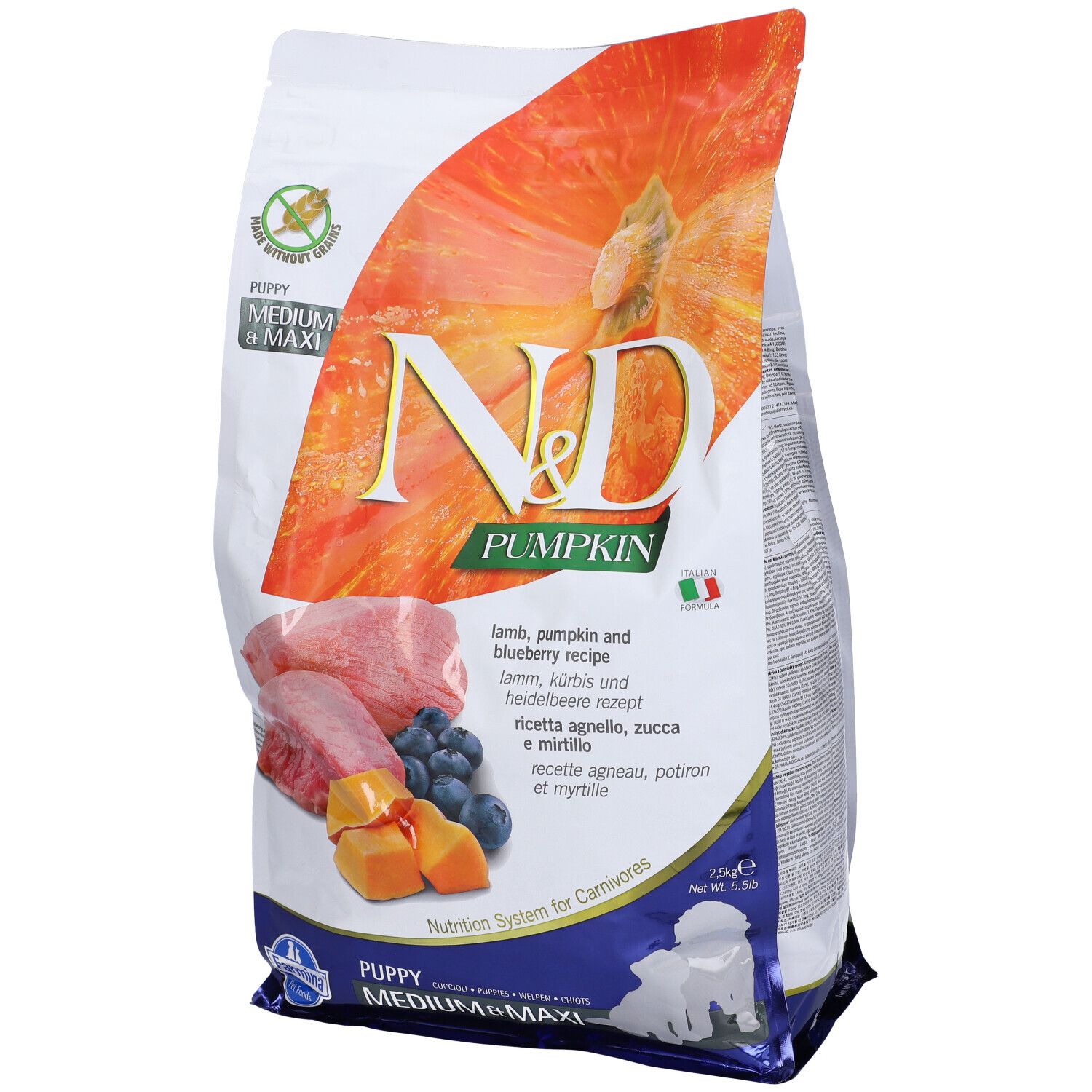 Verpackung Trockenfutter. Aufdruck: N&D Pumpkin, Lamm, Kürbis, Heidelbeeren. Abbildung von Lamm, Kürbis und Blaubeeren.