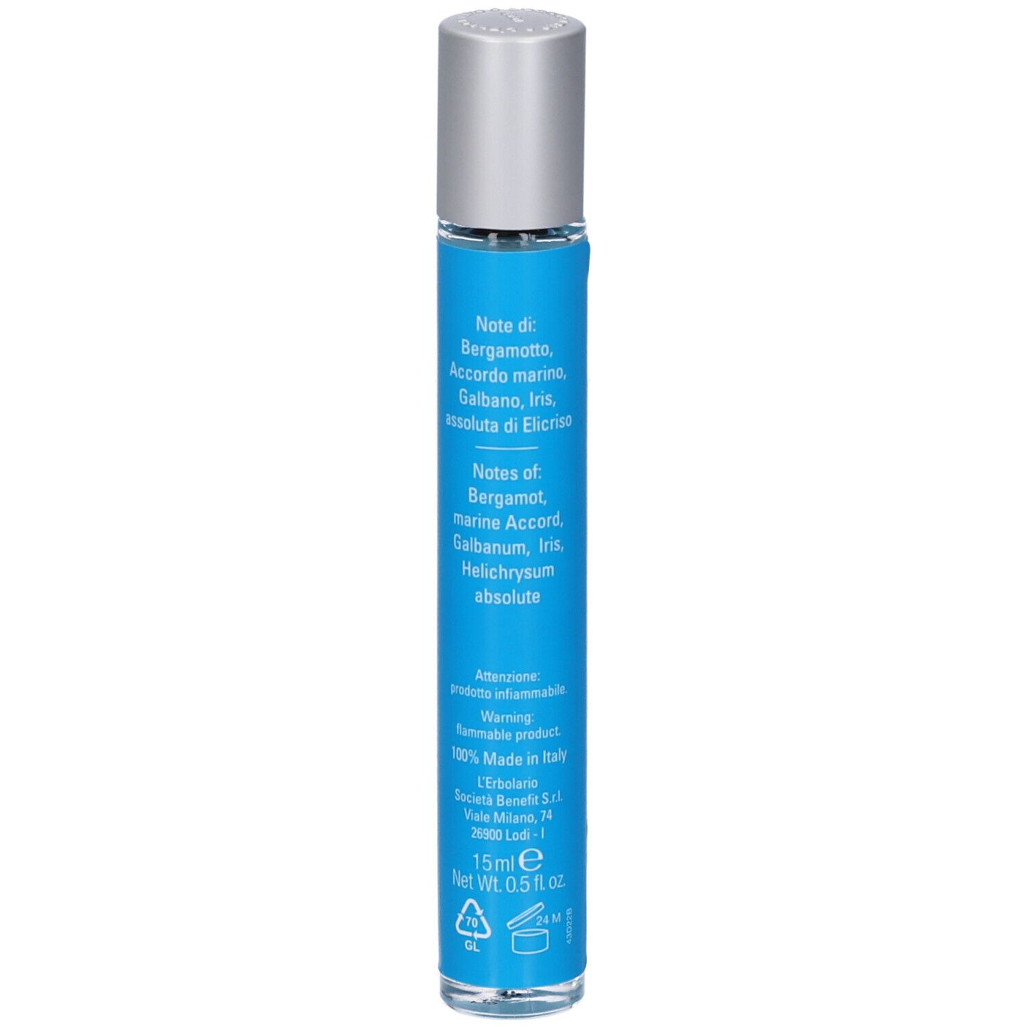 Blauer Roll-on-Flakon mit silbernem Verschluss. Enthält 15ml. Noten: Bergamotte, Meeresakkord, Galbanum, Iris, Helichrysum Absolue.
