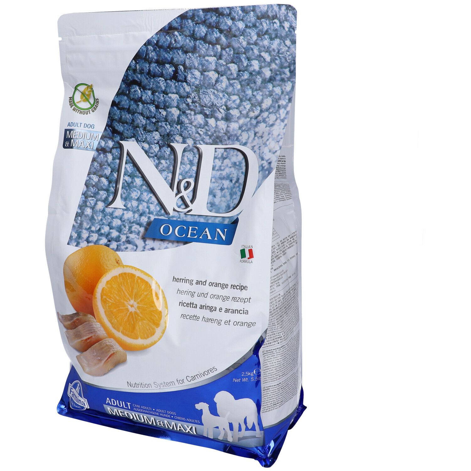 Verpackung Trockenfutter. N&D Ocean, mit Orangen-Abbildung. Text: Adult, Medium Maxi. Italienische Flagge.