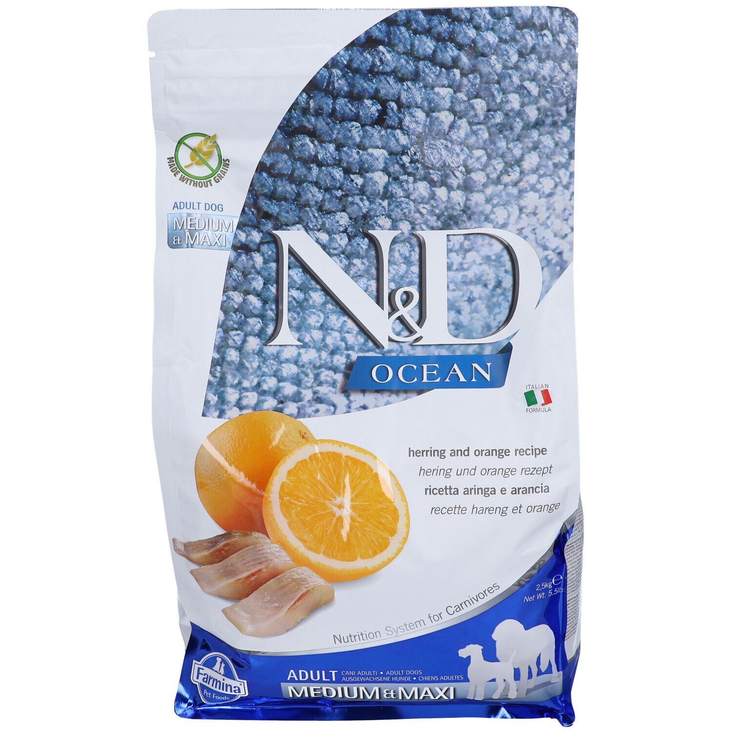 Trockenfutter-Verpackung, N&D Ocean. Abbildung von Orange und Fisch. Text: Adult, Medium Maxi. Italienische Flagge.