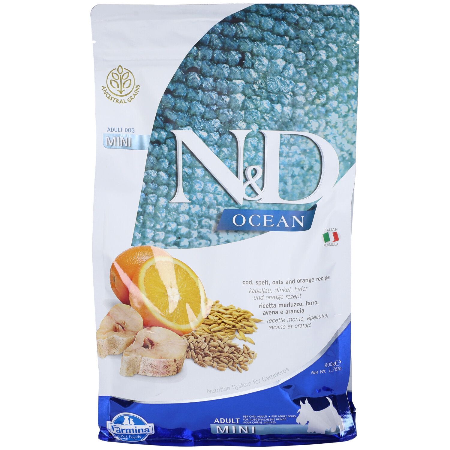 Vorderansicht der Trockenfutter-Verpackung. N&D Ocean, Adult Mini. Abbildung von Orange, Fisch und Getreide. Logo Farmina und italienische Flagge.