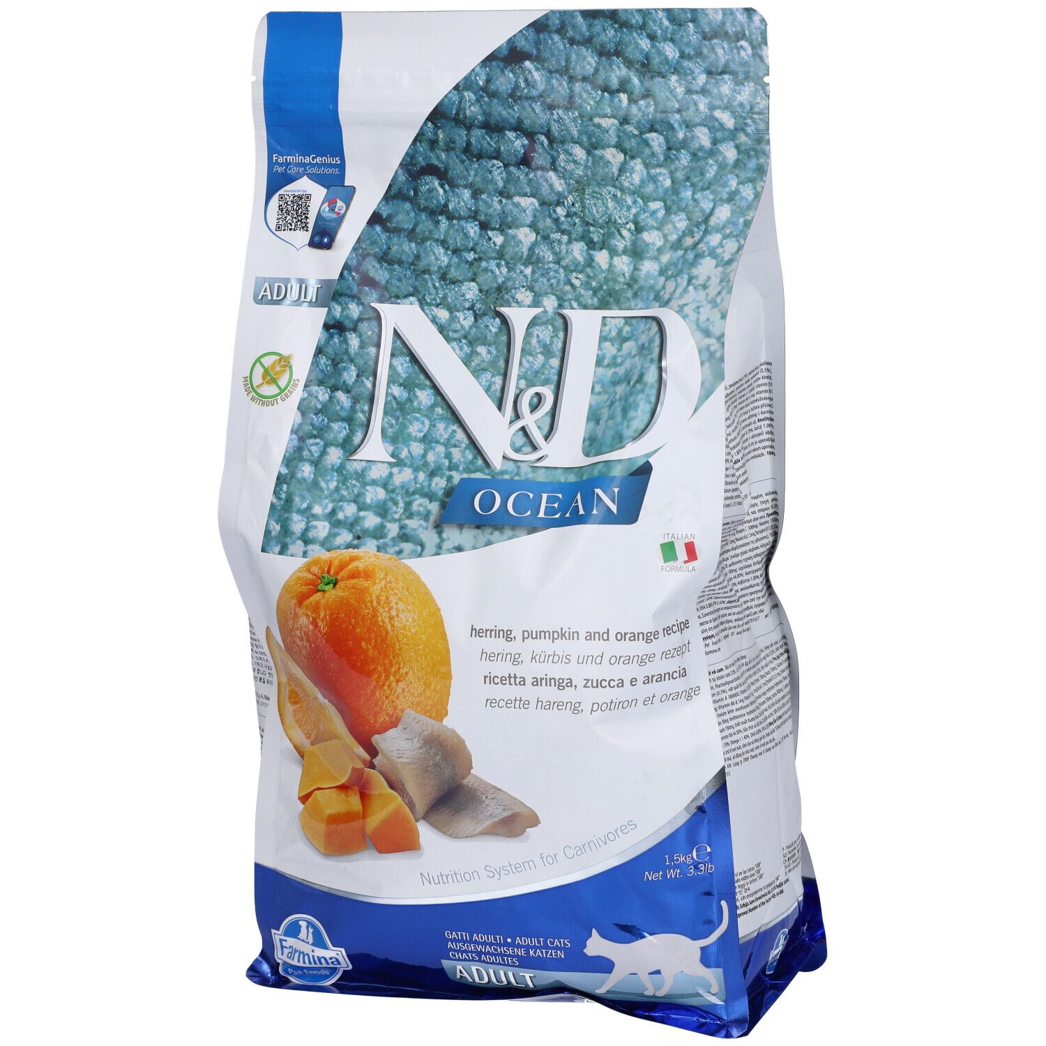 Verpackung Trockenfutter. N&D Ocean, Hering & Kürbis. Abbildung von Orange, Kürbis und Hering. Text: Adult.