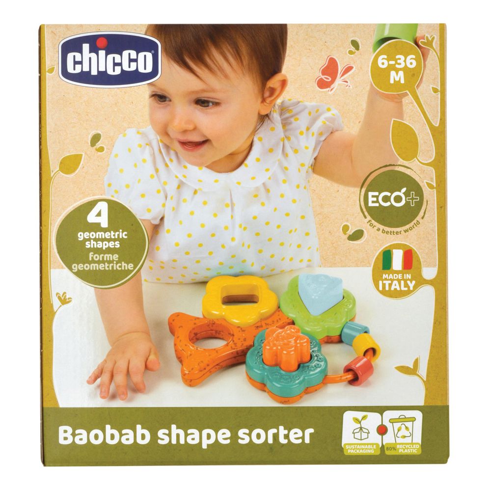 Verpackung mit Baobab Shape Sorter. Enthält 4 geometrische Formen. Mit Baby, Logo, Altersempfehlung und Herkunftsland Italien.