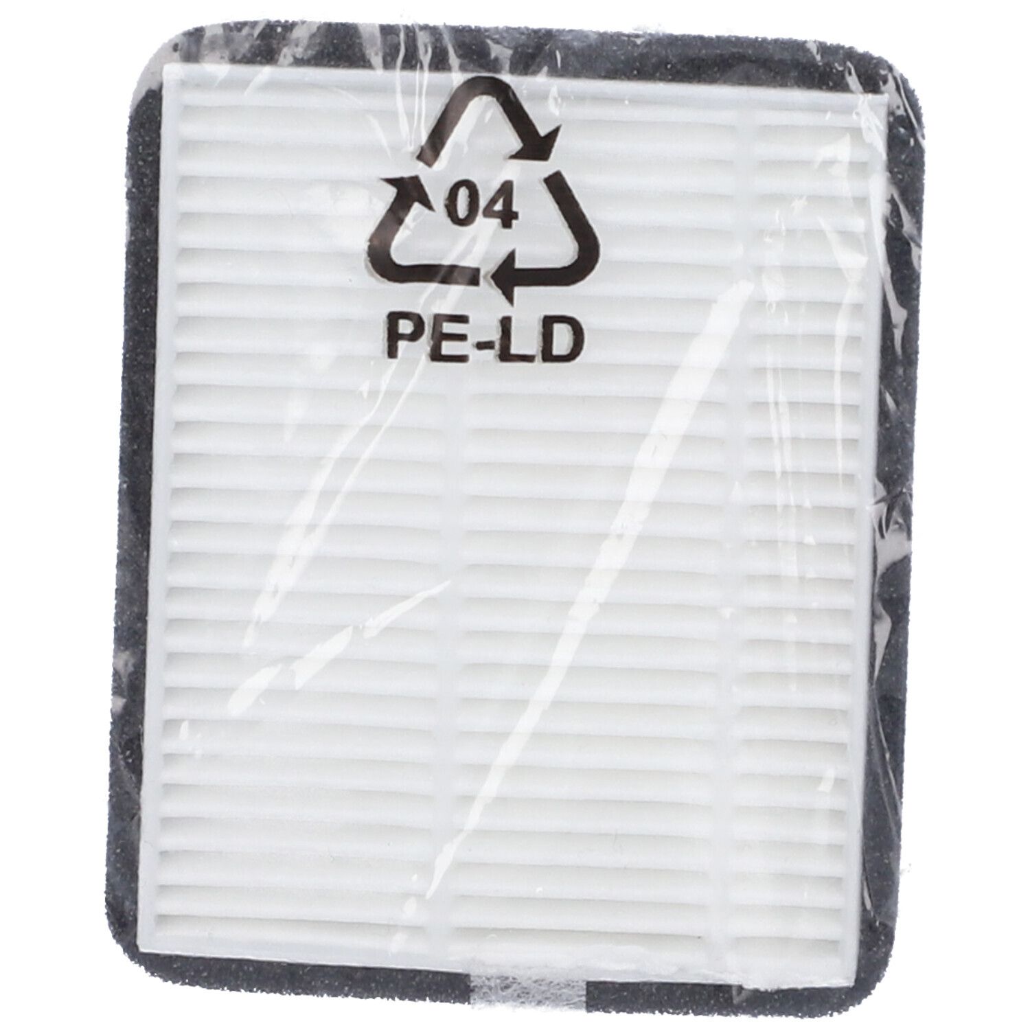 Filter für Sterilisator, in Folie verpackt. Weißes, rechteckiges Element mit Gitterstruktur. Mit Recycling-Symbol.