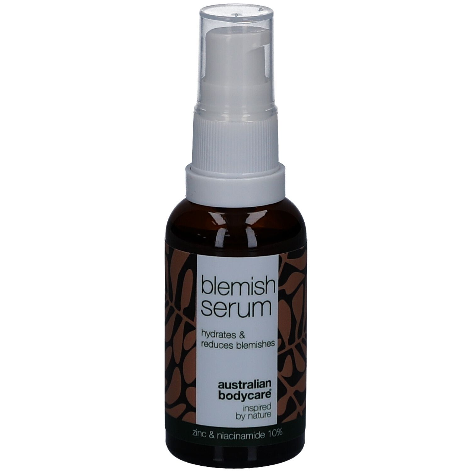 Braune Flasche mit weißem Pumpkopf. Aufschrift: Blemish Serum, hydratisiert & reduziert Hautunreinheiten.