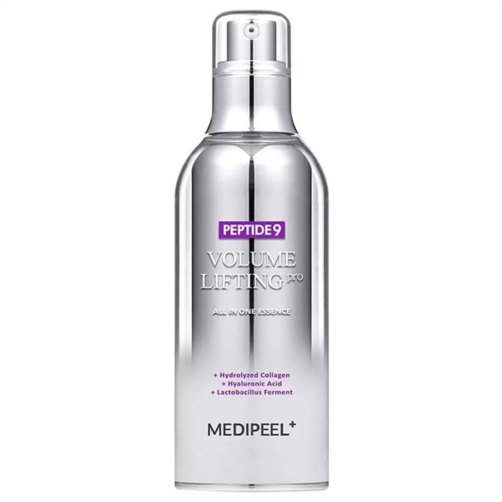 Silberne Flasche mit silbernem Pumpspender. Lila Etikett mit weißer Schrift: PEPTIDE9 VOLUME LIFTING PRO.