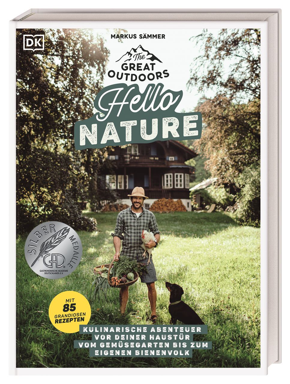 Buch "The Great Outdoors - Hello Nature". Cover mit Mann, Korb mit Gemüse, Hund, Haus im Hintergrund. Silbermedaille.