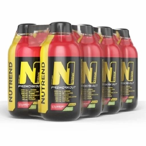 Mehrere Flaschen Preworkout-Getränk in Plastikfolie. Rote Flüssigkeit, schwarze Etiketten mit gelbem "N1"-Logo und Text.