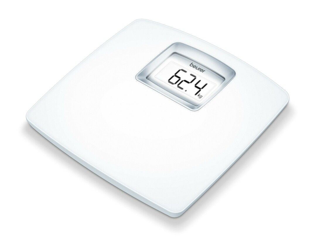 Weiße Personenwaage mit digitaler Anzeige. Zeigt 62,4 kg an. Marke: beurer.
