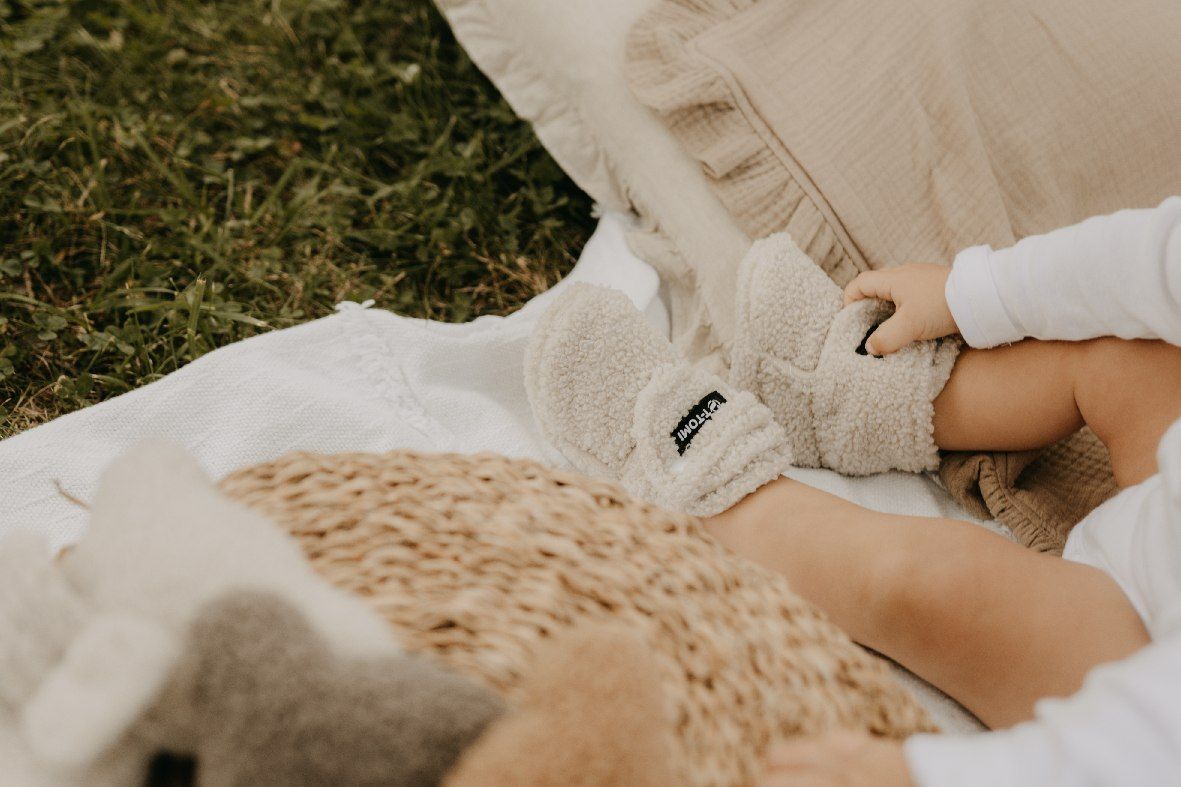 T-TOMI Krabbelschuhe TEDDY Cream (9-12 Monate) WARM
