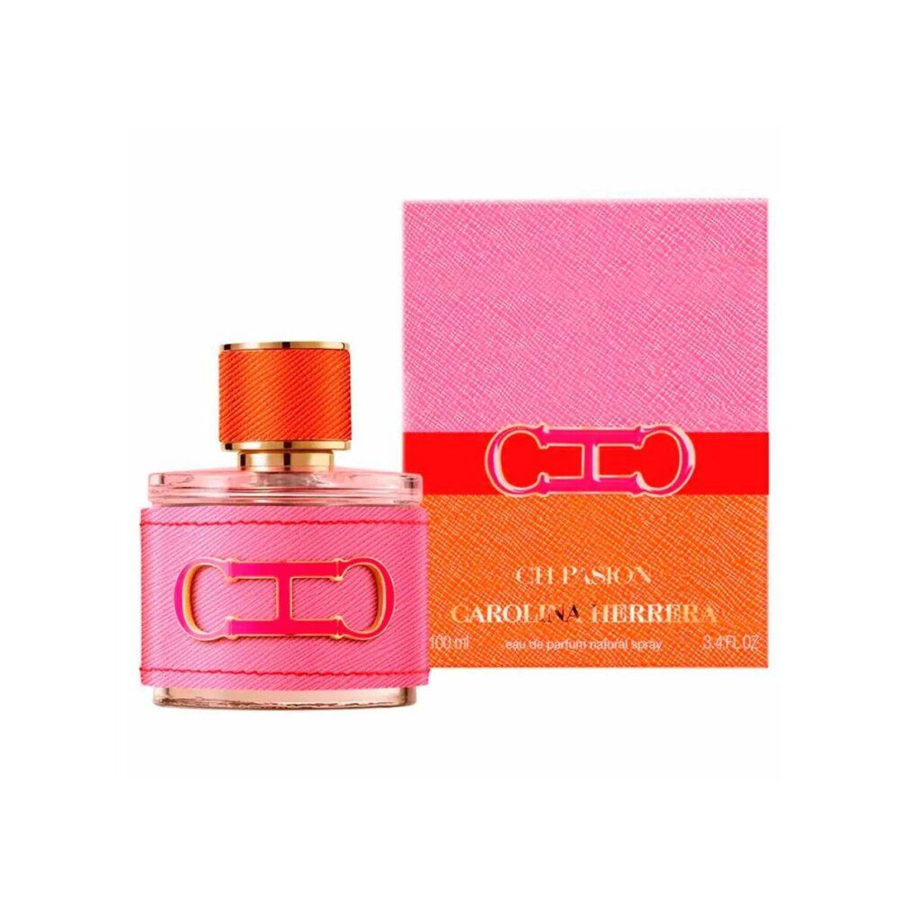 Carolina Herrera CH Pasion Eau de Parfum Flakon und Verpackung. Rosa Flakon mit orangefarbenem Deckel, umhüllt von rosa Lederband mit CH-Logo. Rosa-orangefarbene Box.