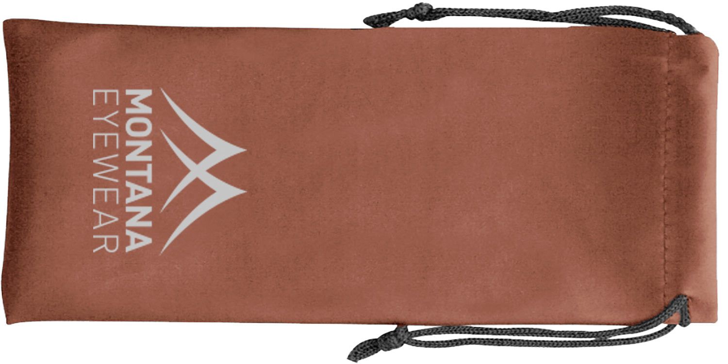 Braune Aufbewahrungstasche mit Kordelzug. Auf der Tasche ist das Montana Eyewear-Logo in Silber aufgedruckt.