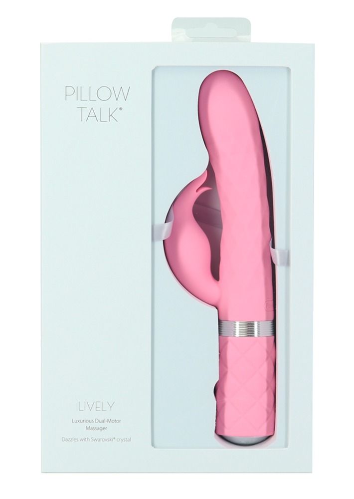 Verpackung mit rosa Vibrator. Produktname: Pillow Talk. Text: Lively, Luxurious Dual Motor Massager.